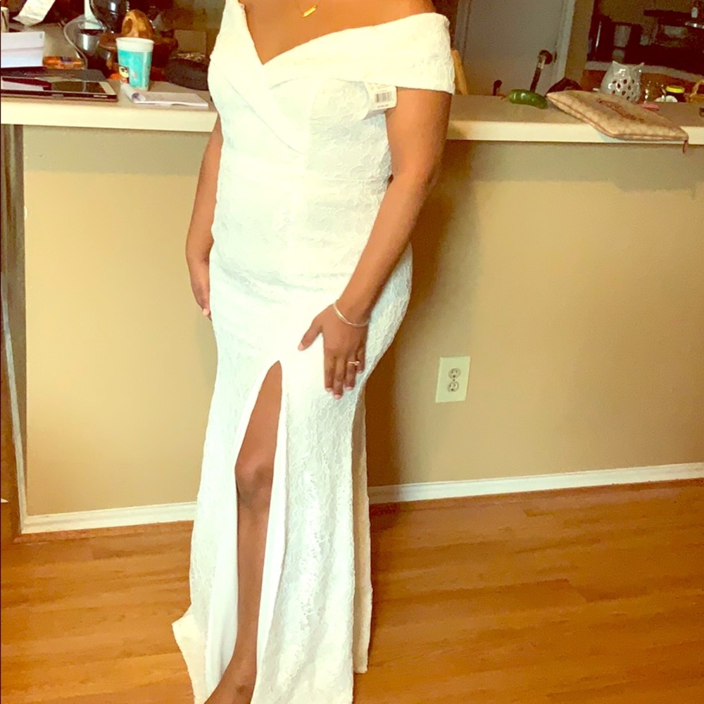 Wedding gown